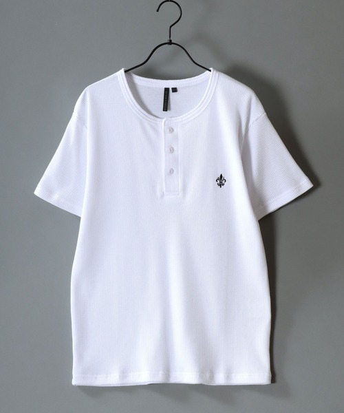 SITRY（シトリー）の「Embroidery Henly Neck T-Shirt/ワンポイント刺繍 サーマル ワッフル ヘンリーネック 半袖Tシャツ レディース メンズ（Tシャツ/カットソー・メンズ・ブラック/ホワイト・M/L/S）」の3枚目の写真
