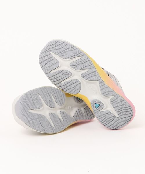 KEEN（キーン）の「《keen》WHISPER LITE レディース（サンダル・レディース・グレー系その他2/ブラック系その他/ベージュ系その他/グレー系その他・US6.5/US5.5/US8/US7/US6/US7.5）」の6枚目の写真