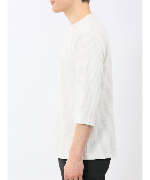 m.f.editorial(エムエフエディトリアル)の「【ストレッチ 無地 インナー】m.f.エディトリアル メンズ ワッフル ヘンリーネック 7分袖 Tシャツ(Tシャツ/カットソー・メンズ・グレー系その他2/ホワイト・MEDIUM/LARGE/X-LARGE)」の9枚目の写真