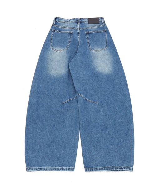 a.p.o.v.（エーピーオービー）の「a.p.o.v. アンティークウォッシュダブルニーワイドバルーンデニムパンツ（デニムパンツ・メンズ・ブルー・M）」の7枚目の写真