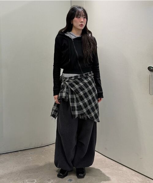 DIAGONAL(ダイアゴナル)の「DIAGONAL ZIP UP HOODIE (black)(パーカー・レディース・その他・FREE)」の7枚目の写真
