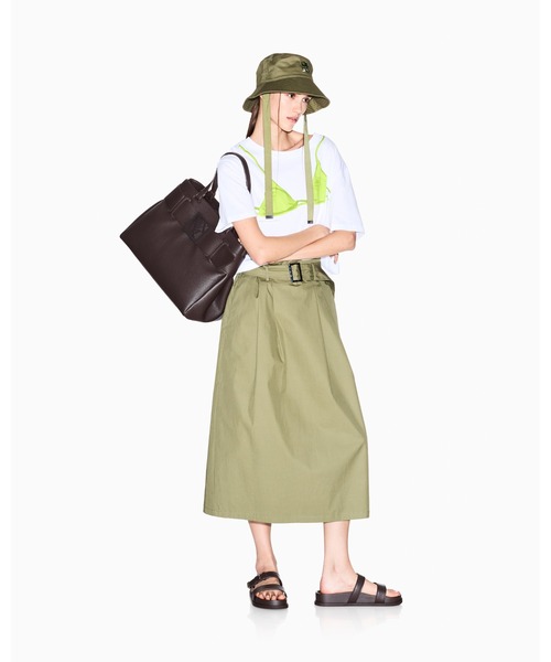 ARMANI EXCHANGE(アルマーニエクスチェンジ)の「【A|X アルマーニ エクスチェンジ】<オンライン限定>IA AXロゴ バケットハット(ハット・レディース・カーキ・FREE)」の4枚目の写真