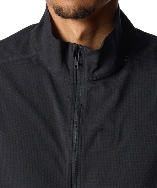 UNDER ARMOUR(アンダーアーマー)の「UAアンストッパブル エアベント ジャケット(ライフスタイル/メンズ)(その他アウター・メンズ・ブラック・L/XL/M/S/2XL)」の8枚目の写真