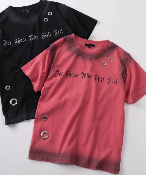 SlashDate(スラッシュデイト)の「【82】スプレー加工 カモフラ柄 アイレット ショート丈 クルーネックTシャツ/ユニセックス/レディース/メンズ(Tシャツ/カットソー・レディース・ブラック/ベージュ/カーキ/ピンク・S/M/L)」の1枚目の写真