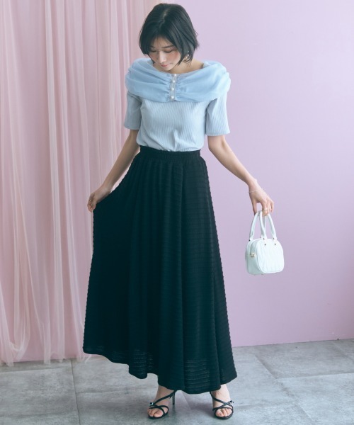 marun（マルン）の「＜大きいサイズ＞デコルテオーガンジー使いオフショル風カットソー marun（Tシャツ/カットソー・レディース・サックスブルー/ブラック・4L/3L/LL/L/5L）」の13枚目の写真