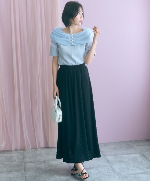 marun（マルン）の「＜大きいサイズ＞デコルテオーガンジー使いオフショル風カットソー marun（Tシャツ/カットソー・レディース・サックスブルー/ブラック・4L/3L/LL/L/5L）」の14枚目の写真