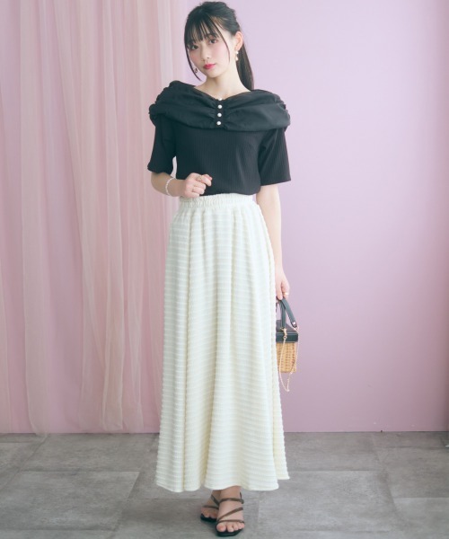 marun（マルン）の「＜大きいサイズ＞デコルテオーガンジー使いオフショル風カットソー marun（Tシャツ/カットソー・レディース・サックスブルー/ブラック・4L/3L/LL/L/5L）」の17枚目の写真