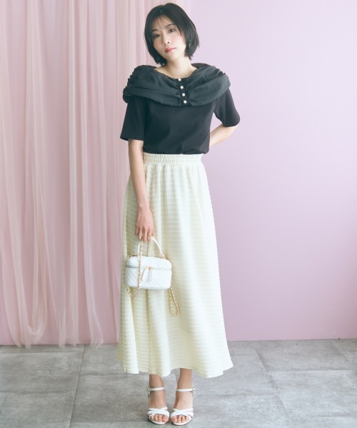 marun（マルン）の「＜大きいサイズ＞デコルテオーガンジー使いオフショル風カットソー marun（Tシャツ/カットソー・レディース・サックスブルー/ブラック・4L/3L/LL/L/5L）」の5枚目の写真