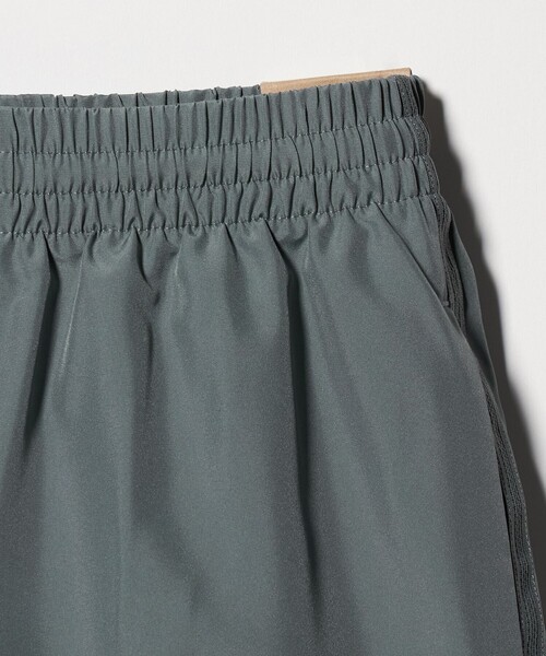 NIKE（ナイキ）の「【WEB限定】＜NIKE＞マルチ ショートパンツ / キッズ 130cm-160cm（その他パンツ・キッズ・ブラック/グレー系・150cm/160cm/140cm/130cm）」の3枚目の写真