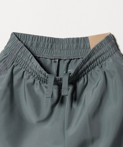 NIKE（ナイキ）の「【WEB限定】＜NIKE＞マルチ ショートパンツ / キッズ 130cm-160cm（その他パンツ・キッズ・ブラック/グレー系・150cm/160cm/140cm/130cm）」の4枚目の写真