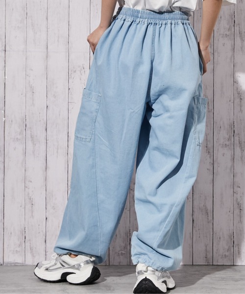 GORGE(ゴージ)の「《デニム×カーゴ×ライン》ワイドカーゴパンツ/ストリート/オールシーズン/全3色(カーゴパンツ・レディース・ブルー/サックスブルー/ブラック・F)」の5枚目の写真