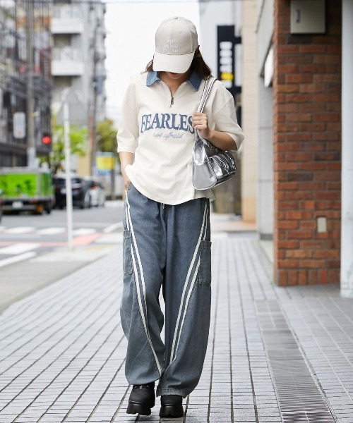 GORGE(ゴージ)の「《デニム×カーゴ×ライン》ワイドカーゴパンツ/ストリート/オールシーズン/全3色(カーゴパンツ・レディース・ブルー/サックスブルー/ブラック・F)」の21枚目の写真