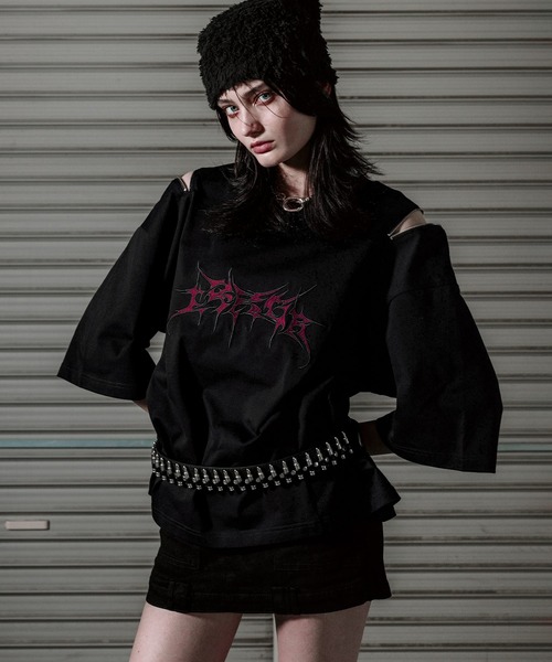 ERAR(エラー)の「【ERAR】ヴィンテージライクショルダーZIPトライバルロゴ刺繍Tシャツ(Tシャツ/カットソー・メンズ・ホワイト系1/ブラック系2/ブラック系1/ブラック/ホワイト系2・XL/L/M/S)」の3枚目の写真