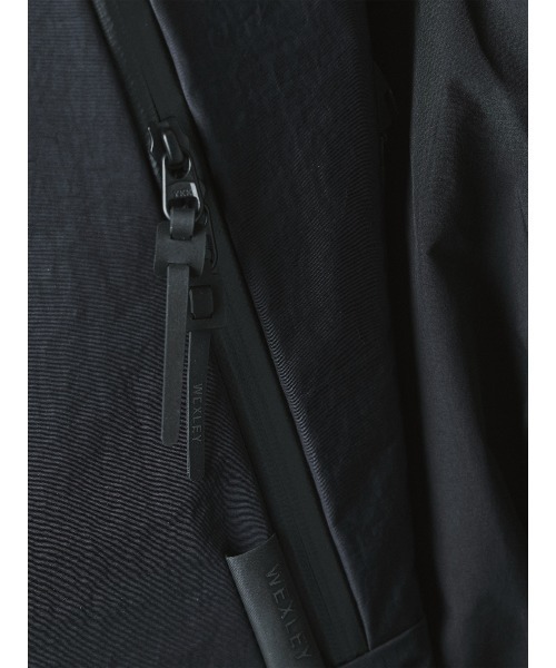 WEXLEY(ウェクスレイ)の「STEM / 20L Daypack Crinckle Nylon(ビジネスバッグ・メンズ・ブラック・ONE SIZE)」の18枚目の写真