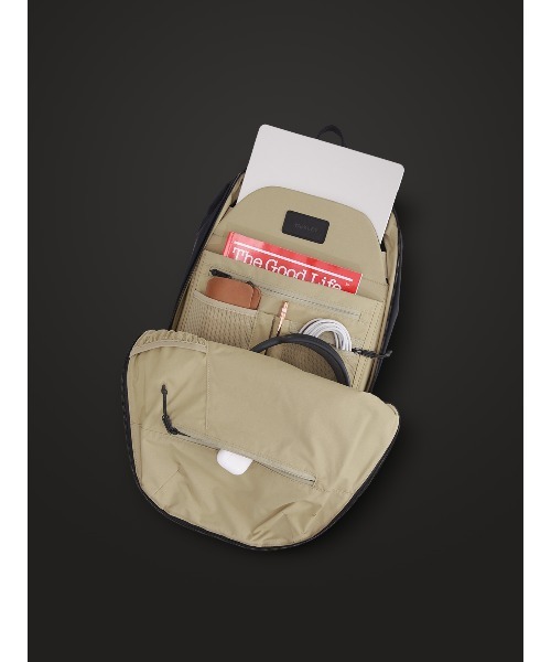 WEXLEY(ウェクスレイ)の「STEM / 20L Daypack Crinckle Nylon(ビジネスバッグ・メンズ・ブラック・ONE SIZE)」の7枚目の写真