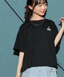 cross marche（クロスマルシェ）の「チェリー柄 ロゴ サガラ刺繍 半袖 Tシャツ カットソー（Tシャツ/カットソー）」
