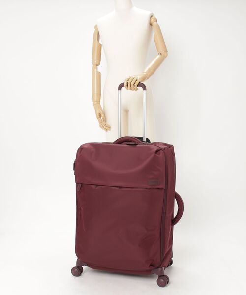 Lipault(リポー)の「Lipault PLUME ロングトリップ ボルドー(スーツケース/キャリーバッグ・レディース・ボルドー・ONE SIZE)」の2枚目の写真