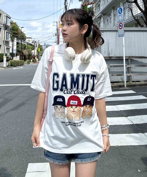 AS KNOW AS plus(アズノゥアズプラス)の「〇リアル猫ならびプリント おめかしオーバーサイズ半袖Tシャツ【UNISEX ITEM】(Tシャツ/カットソー・レディース・チャコールグレー/オフホワイト/オートミール/ブラック/ホワイト系/サックスブルー系/ベージュ系・FREE)」の2枚目の写真