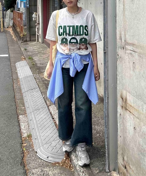 AS KNOW AS plus(アズノゥアズプラス)の「〇リアル猫ならびプリント おめかしオーバーサイズ半袖Tシャツ【UNISEX ITEM】(Tシャツ/カットソー・レディース・チャコールグレー/オフホワイト/オートミール/ブラック/ホワイト系/サックスブルー系/ベージュ系・FREE)」の11枚目の写真