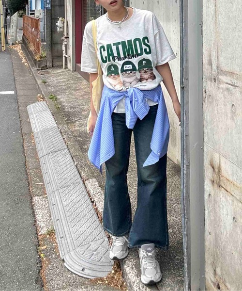 AS KNOW AS plus(アズノゥアズプラス)の「〇リアル猫ならびプリント おめかしオーバーサイズ半袖Tシャツ【UNISEX ITEM】(Tシャツ/カットソー・レディース・チャコールグレー/オフホワイト/オートミール/ブラック/ホワイト系/サックスブルー系/ベージュ系・FREE)」の12枚目の写真