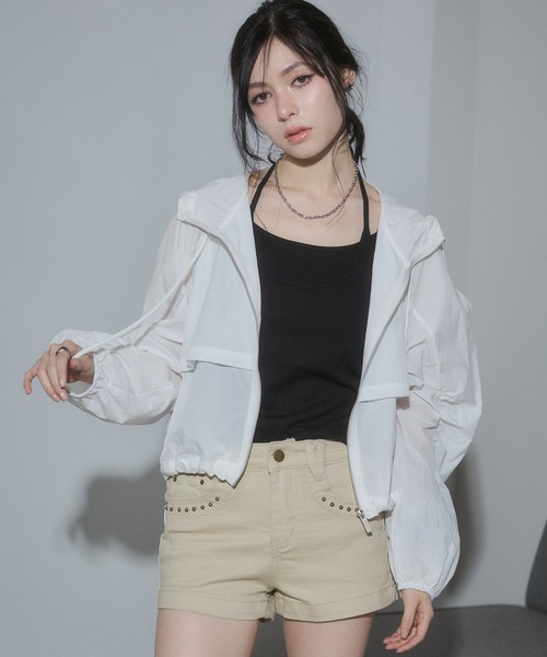 ENVYM(アンビー)の「スタッズコンパクトショートパンツ(その他パンツ・レディース・ブラック/カーキ・MEDIUM/SMALL)」の15枚目の写真