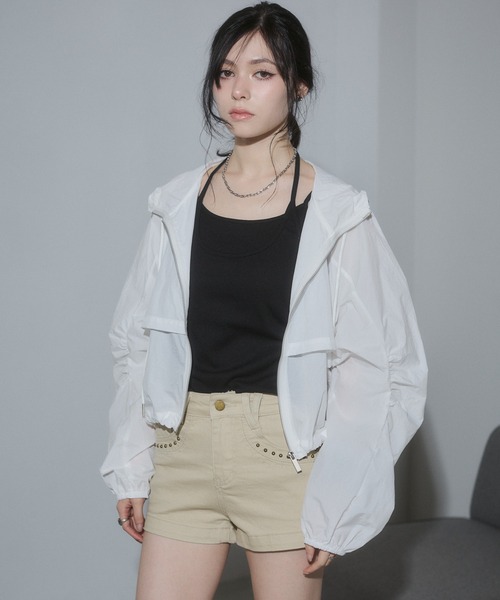 ENVYM(アンビー)の「スタッズコンパクトショートパンツ(その他パンツ・レディース・ブラック/カーキ・MEDIUM/SMALL)」の16枚目の写真
