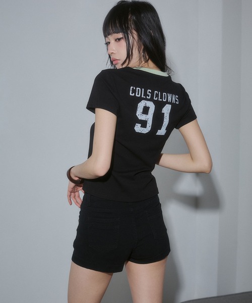 ENVYM(アンビー)の「スタッズコンパクトショートパンツ(その他パンツ・レディース・ブラック/カーキ・MEDIUM/SMALL)」の3枚目の写真
