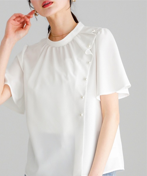 WHITE JOOLA(ホワイトジョーラ)の「【 着るだけで華やぐ 】 サマーメランジクロス・アシメフリルパールブラウス(シャツ/ブラウス・レディース・ホワイト/サックスブルー/グレイッシュベージュ・L/M/S)」の8枚目の写真