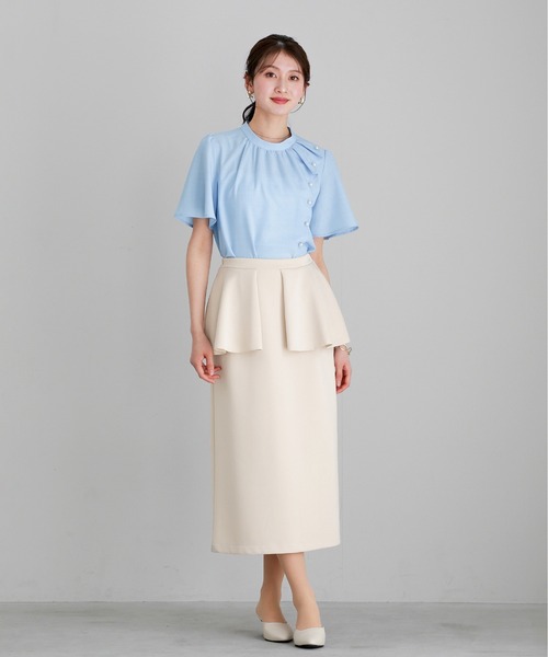 WHITE JOOLA(ホワイトジョーラ)の「【 着るだけで華やぐ 】 サマーメランジクロス・アシメフリルパールブラウス(シャツ/ブラウス・レディース・ホワイト/サックスブルー/グレイッシュベージュ・L/M/S)」の9枚目の写真