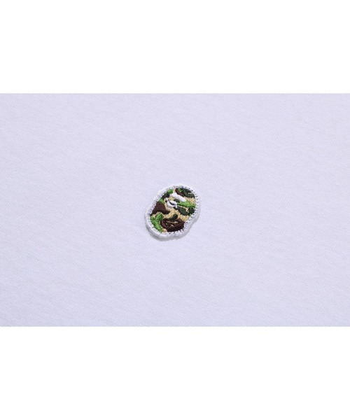 A BATHING APE(アベイシングエイプ)の「ABC CAMO ONE POINT TEE(Tシャツ/カットソー・メンズ・ホワイト×ピンク/ホワイト×ブルー/ホワイト×グリーン・XXX-LARGE/XX-LARGE/MEDIUM/LARGE/X-LARGE/SMALL)」の7枚目の写真