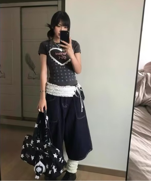 AsheKsha(アシクシャ)の「星柄フルプリントショルダーパッド半袖Tシャツ(Tシャツ/カットソー・レディース・グレー・M)」の11枚目の写真