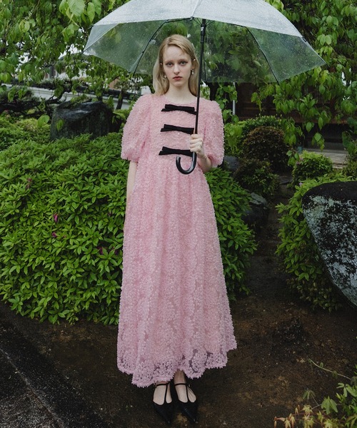 et.UNiVER(エトユニベール)の「Baloom ribbon dress(ドレス・レディース・ブラック/オフホワイト/ピンク・M-Long/M-Short/MEDIUM)」の14枚目の写真