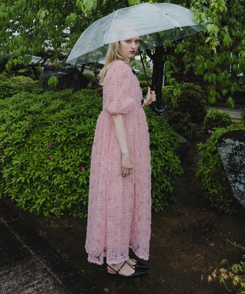 et.UNiVER(エトユニベール)の「Baloom ribbon dress(ドレス・レディース・ブラック/オフホワイト/ピンク・M-Long/M-Short/MEDIUM)」の15枚目の写真