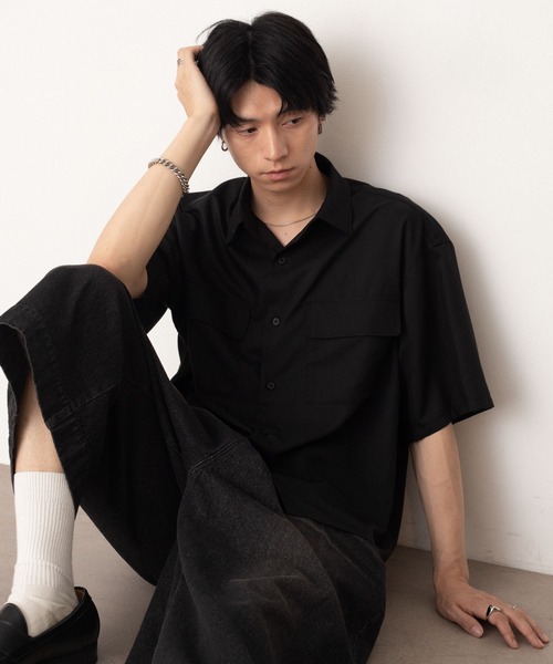 LUCY(ルーシー)の「LUCY/ダブルポケットボクシーシャツ(シャツ/ブラウス・メンズ・サックスブルー/ブラック・MEDIUM/LARGE)」の1枚目の写真