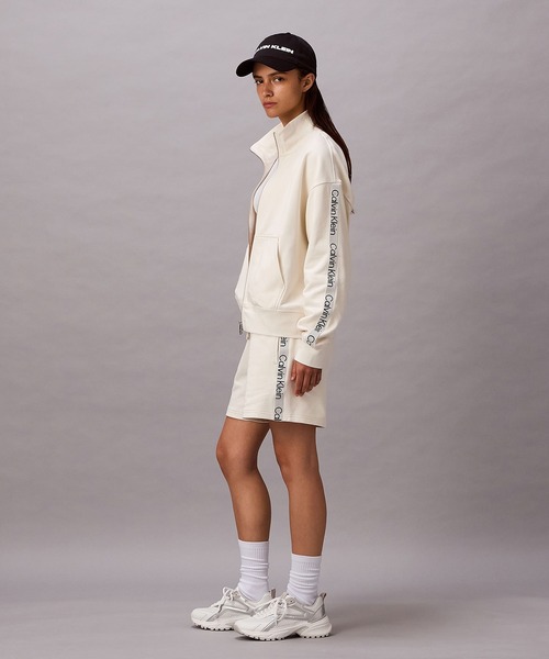 Calvin Klein（カルバン・クライン）の「ロゴテープフルシップジャケット（スウェット・レディース・オフホワイト/ネイビー・XS/M/S）」の14枚目の写真