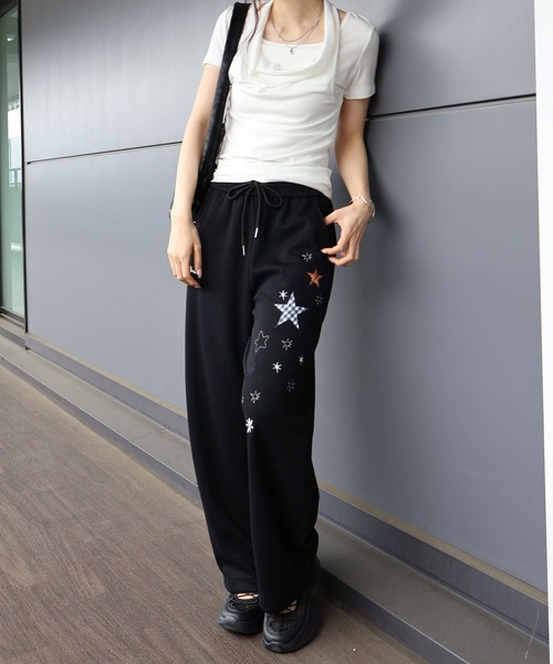 SpRay(スプレイ)の「星柄パッチスウェットパンツ(スウェットパンツ・レディース・オートミール/アイボリー/ブラック・FREE)」の13枚目の写真