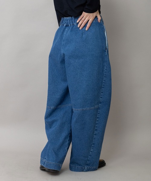 Munich(ミューニック)の「11ozオープンエンドデニム バレルパンツ(デニムパンツ・レディース・ブルー/ブラック・M/XS/S)」の4枚目の写真