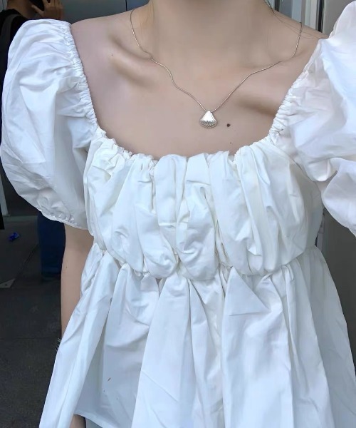 Vipoa(ヴィポア)の「Volume gather puff blouse(シャツ/ブラウス・レディース・アイボリー/ブラック/ホワイト・FREE)」の8枚目の写真