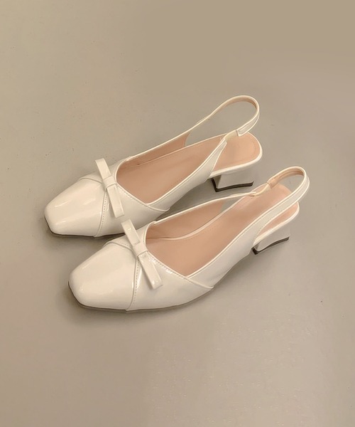 shoes365(シューズスリーシックスファイヴ)の「SHOES 365リボン スクエアトゥ バックストラップ 太ヒール サンダルパンプス (SS)(パンプス・レディース・アイボリー/シルバー・23.0cm/23.5cm/24.0cm/24.5cm)」の5枚目の写真
