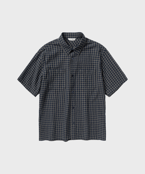 NONBLANK(ノンブランク)の「ギンガムチェッククロップHSシャツ_KHAKI BLUE(シャツ/ブラウス・メンズ・カーキ・SMALL/MEDIUM/LARGE/X-LARGE)」の1枚目の写真