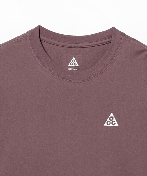 NIKE(ナイキ)の「NIKE / ACG Dri-FIT T-Shirt(Tシャツ/カットソー・メンズ・ブラック/レッド系その他7・MEDIUM/LARGE/X-LARGE)」の4枚目の写真