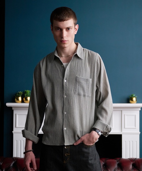 Regen Glanz(レーゲングランツ)の「crinkle texture relaxed shirt / クリンクルテクスチャーリラックスシャツ(シャツ/ブラウス・メンズ・ライトホワイト/グレー・MEDIUM/LARGE/SMALL)」の1枚目の写真