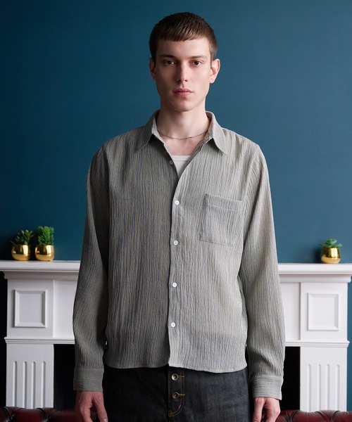 Regen Glanz(レーゲングランツ)の「crinkle texture relaxed shirt / クリンクルテクスチャーリラックスシャツ(シャツ/ブラウス・メンズ・ライトホワイト/グレー・MEDIUM/LARGE/SMALL)」の9枚目の写真