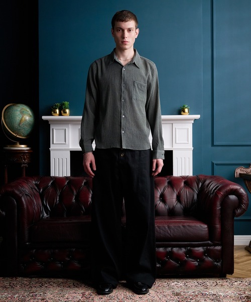 Regen Glanz(レーゲングランツ)の「crinkle texture relaxed shirt / クリンクルテクスチャーリラックスシャツ(シャツ/ブラウス・メンズ・ライトホワイト/グレー・MEDIUM/LARGE/SMALL)」の4枚目の写真
