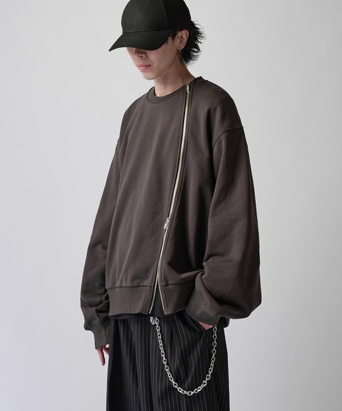Lui's(ルイス)の「【Neucon】TWIST-ZIP VOLUME OVER SWEAT / ツイストジップボリュームオーバースウェットプルオーバー / セットアップ対応(スウェット・メンズ・ブラック/チャコールグレー/杢グレー・2/1)」の6枚目の写真