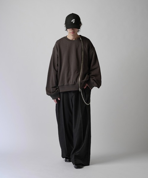 Lui's(ルイス)の「【Neucon】TWIST-ZIP VOLUME OVER SWEAT / ツイストジップボリュームオーバースウェットプルオーバー / セットアップ対応(スウェット・メンズ・ブラック/チャコールグレー/杢グレー・2/1)」の11枚目の写真
