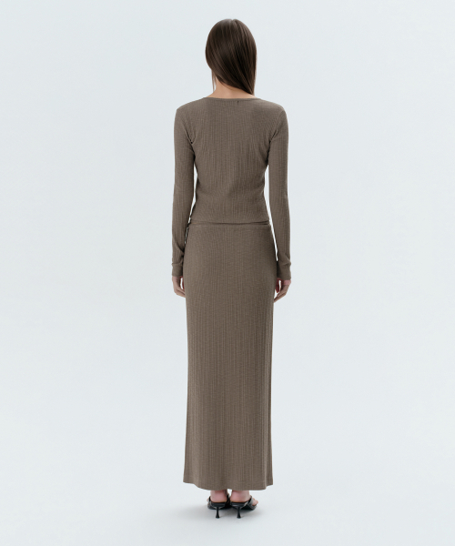 MUSINSA STANDARD WOMAN（ムシンサスタンダードウーマン）の「ウィメンズスラブリブドマキシスカート[トープ]（スカート・レディース・その他・SMALL/MEDIUM/LARGE/X-SMALL）」の3枚目の写真