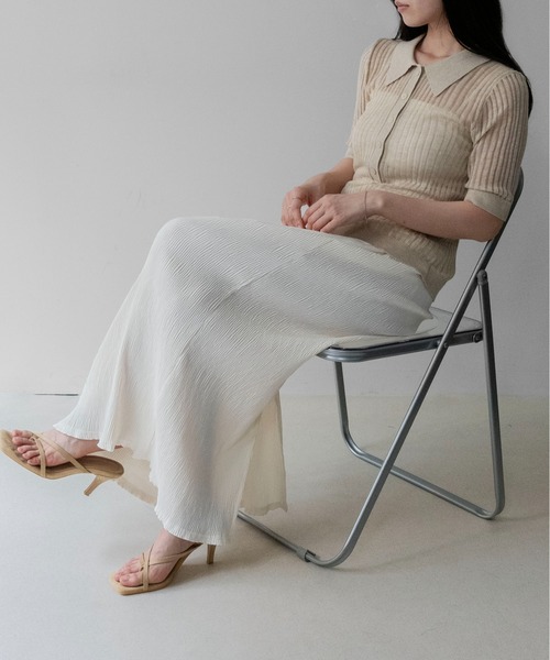 on:nue(オンニュ)の「【on:nue】ワッシャープリーツタイトナロースカート /26-27 AW COLLECTION(スカート・レディース・ホワイト/ブラック・FREE)」の6枚目の写真
