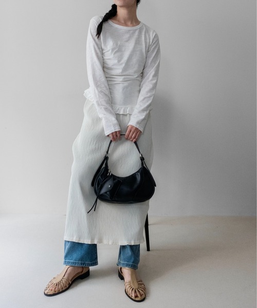 on:nue(オンニュ)の「【on:nue】ワッシャープリーツタイトナロースカート /26-27 AW COLLECTION(スカート・レディース・ホワイト/ブラック・FREE)」の12枚目の写真