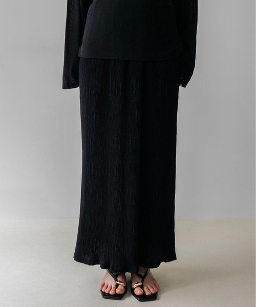 on:nue(オンニュ)の「【on:nue】ワッシャープリーツタイトナロースカート /26-27 AW COLLECTION(スカート・レディース・ホワイト/ブラック・FREE)」の13枚目の写真